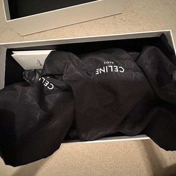 [NEW] CELINE TR01 Low-Top Sneakers. Size 37 (US 6.5) - Picture 6 of 6